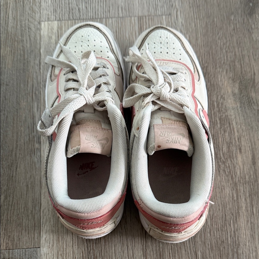Nike Air Sneakers in Cream and Pink